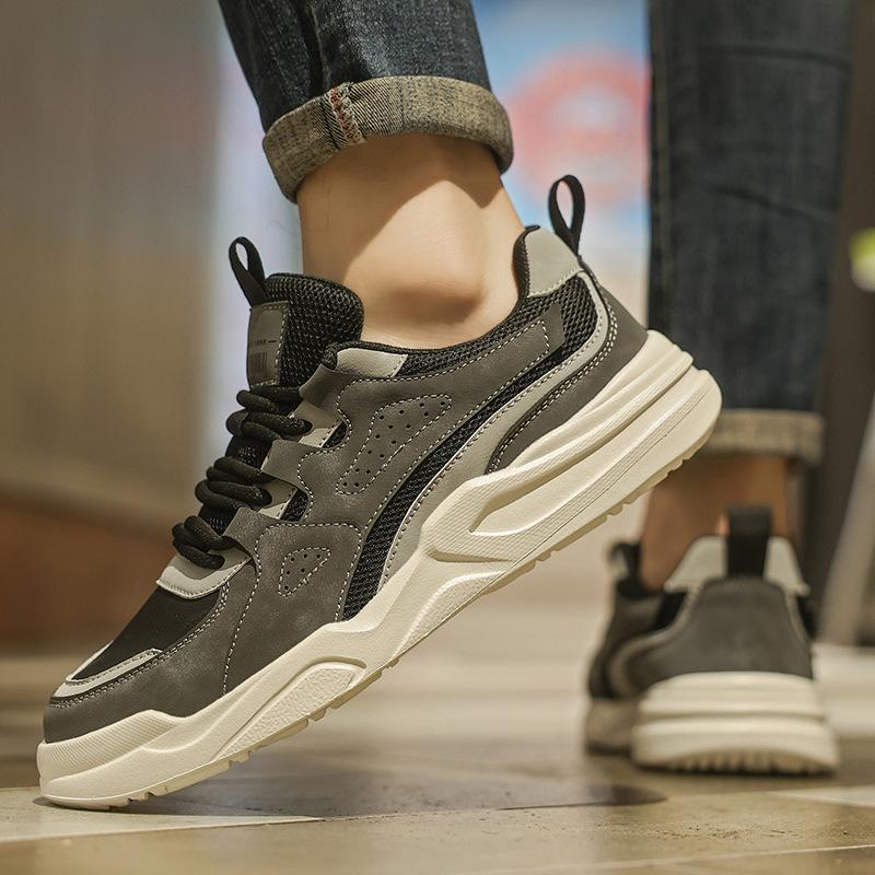 Men's Shoes Spring and Summer Mesh Breathable 2025 New High-end Little White Shoes Men's Lightweight Sports and Leisure Shoes Board Shoes