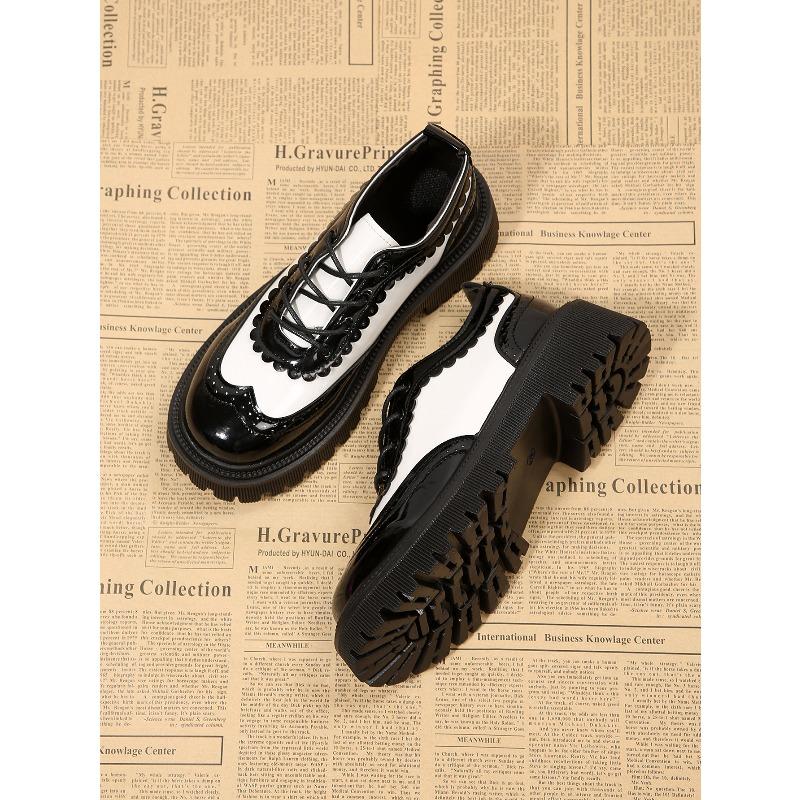 Color-blocked Low-top Shoes for The Fall of 2025 New Platform Lace-up Muffins Plus Size Small Leather Shoes for Women