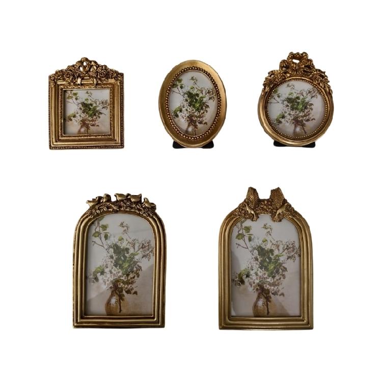 Antique Ornate Photo Frame with Florals Relief Retro Picture Frame Wall and Tabletop Display for Home Decors Art Gallery