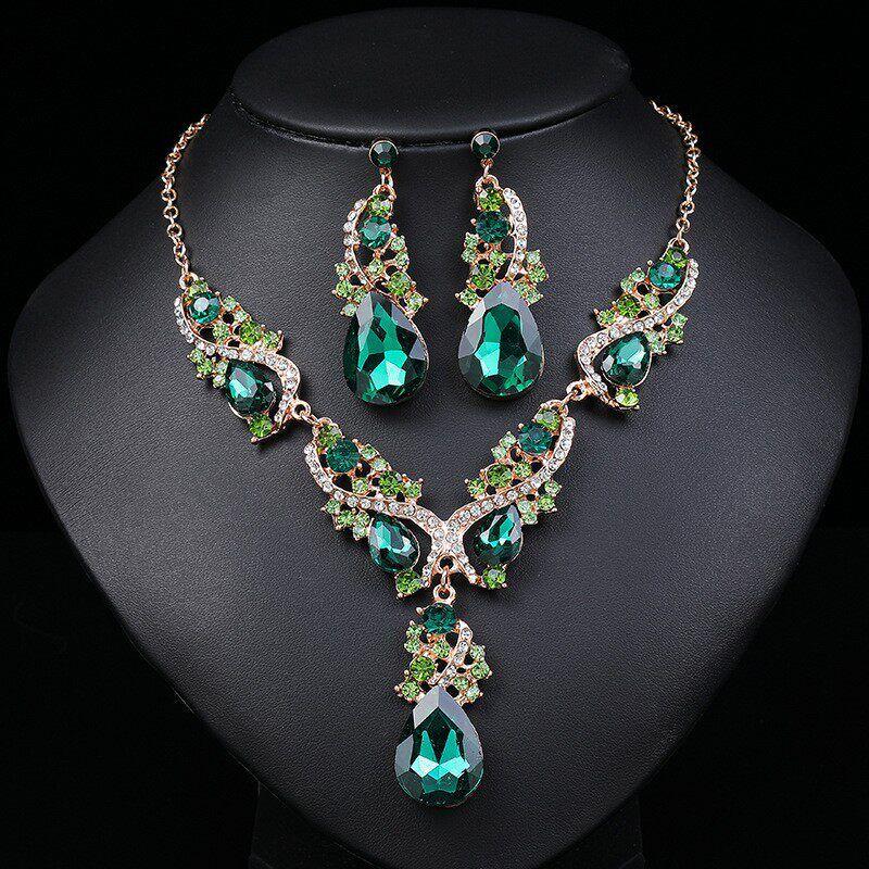 European and American Jewelry New Style Exaggerated Elegant Necklace and Earrings Two-Piece Set Retro Personality Women's Alloy Evening Jewelry