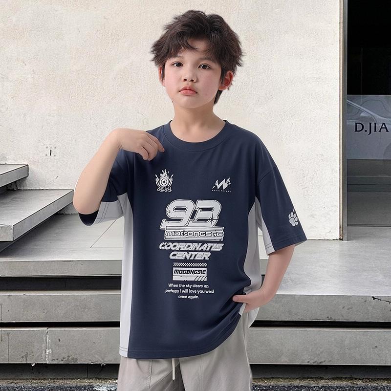 2026 Boys English Print Color Block Cool-Touch Short Sleeve Shirt - Trendy American Style 150cm темно-синий