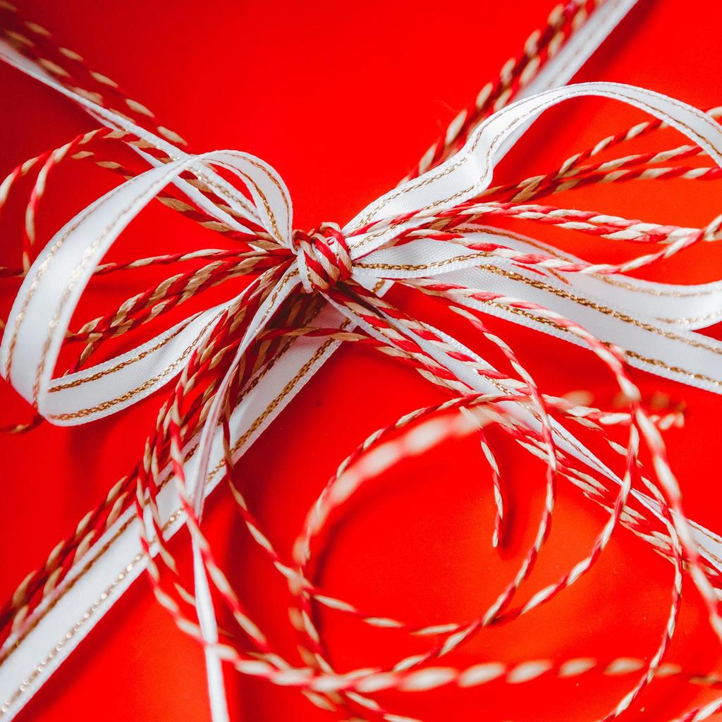 100m/328Feet Red White Cotton Rope Bakers Twine String Cotton Thread for Home Decor Handmade DIYs Christmas Gift Wrapping