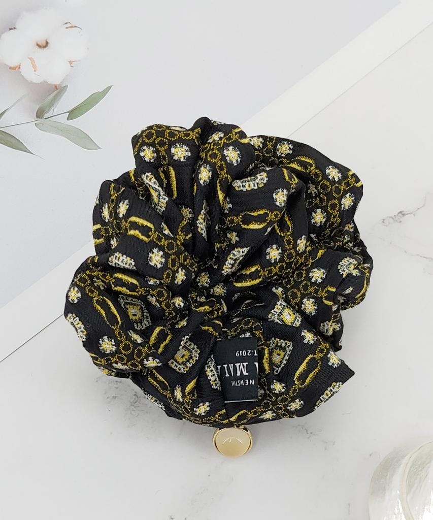 Maia Roy Jacquard Tripe Shushu-Black
