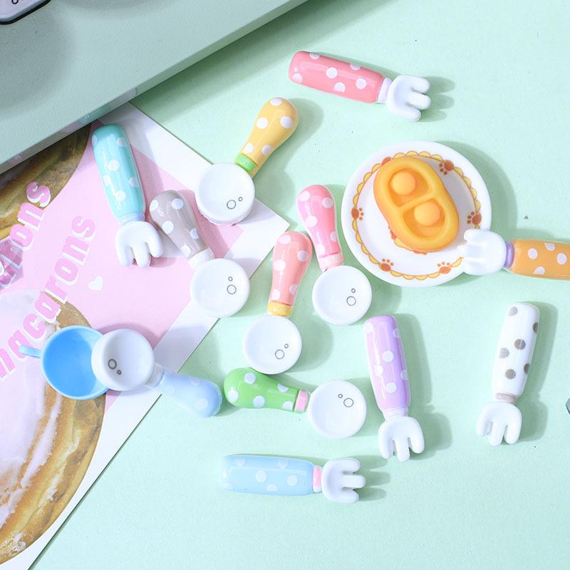 Cartoon Series DIY Phone Case, Hair Clips, Ties & Pencil Box Kit