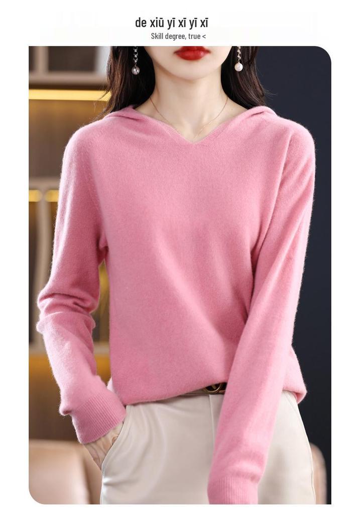 2023 Fashionable Hooded All-Wool Knit Sweater for Young Women