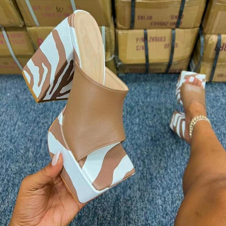 New Luxury Female Thick High Heels Sandals Fashion Chain Platform Summer Women Sandals Party Elegant Shoes Platform Shoes