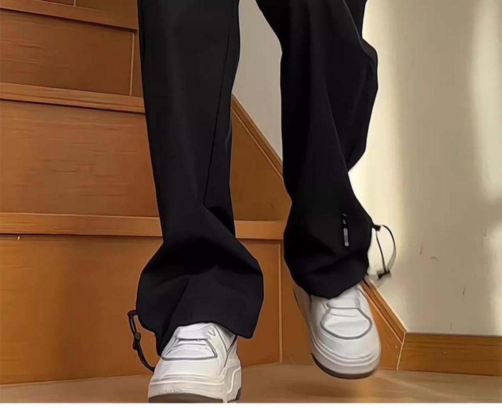 Women's Wide-Leg Cargo Pants: American Vibe, Windproof & Waterproof, Perfect for Spring & Autumn Mountaineering and Casual Workwear.