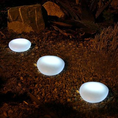 Venkovní osvětlení – Solární lampy