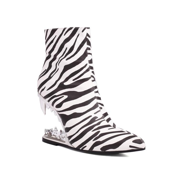 Fashion Hollow Out Tiger Tooth Shaped Heel Design Short Boots  New Fashionable Leopard Print Zebra Zippered Women's Ankle Boot Size 46