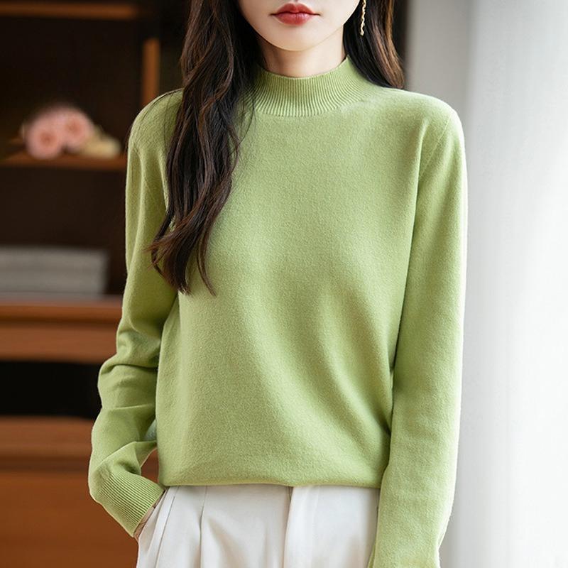 The New Semi-high and Round Neck Pullover for Women In Autumn and Winter Is Versatile. It Is Loose and Slimming, with A Solid Color Inner Sweater