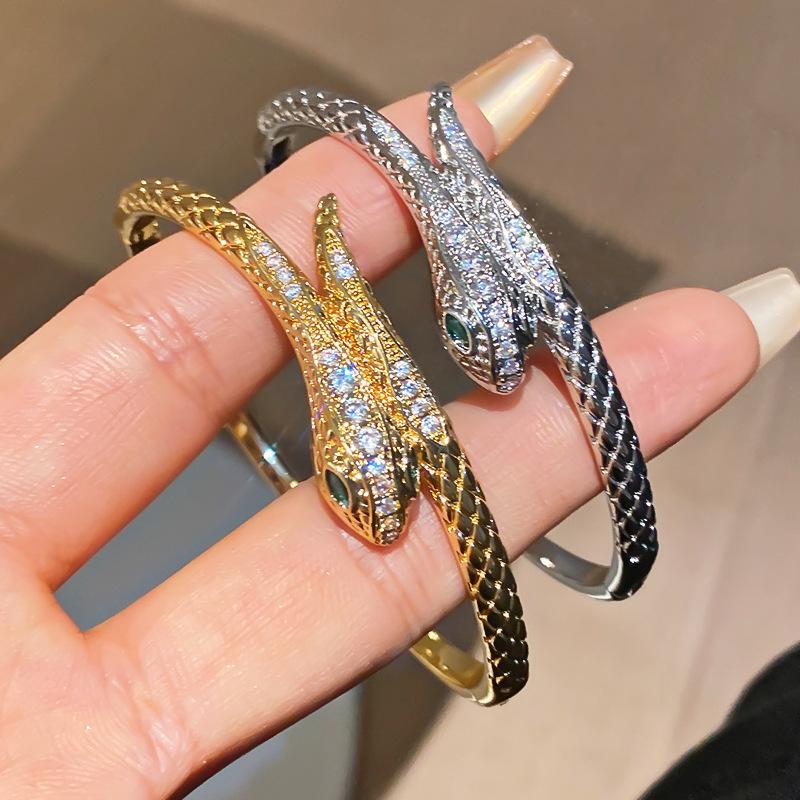European and American Simple and Versatile Niche Snake-shaped Bracelet, Versatile Design Bracelet, Jewelry