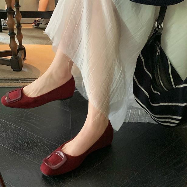 Autumn Round Toe Suede Commuter Flats: Elegant Square Buckle Design for Women