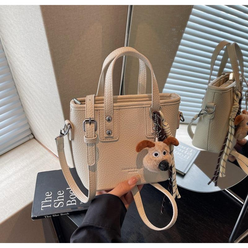 Today's Popular Small Bags for Women's Summer Versatile New Simple Messenger Bags Bucket Bags