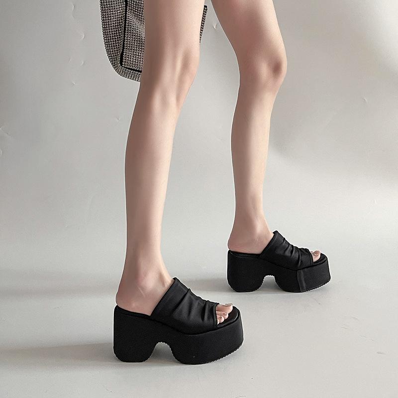 Beautiful leopard print wedge sandals women's 2025 spring and summer new outer wear thick-soled folds with skirt high-heeled cool slippers