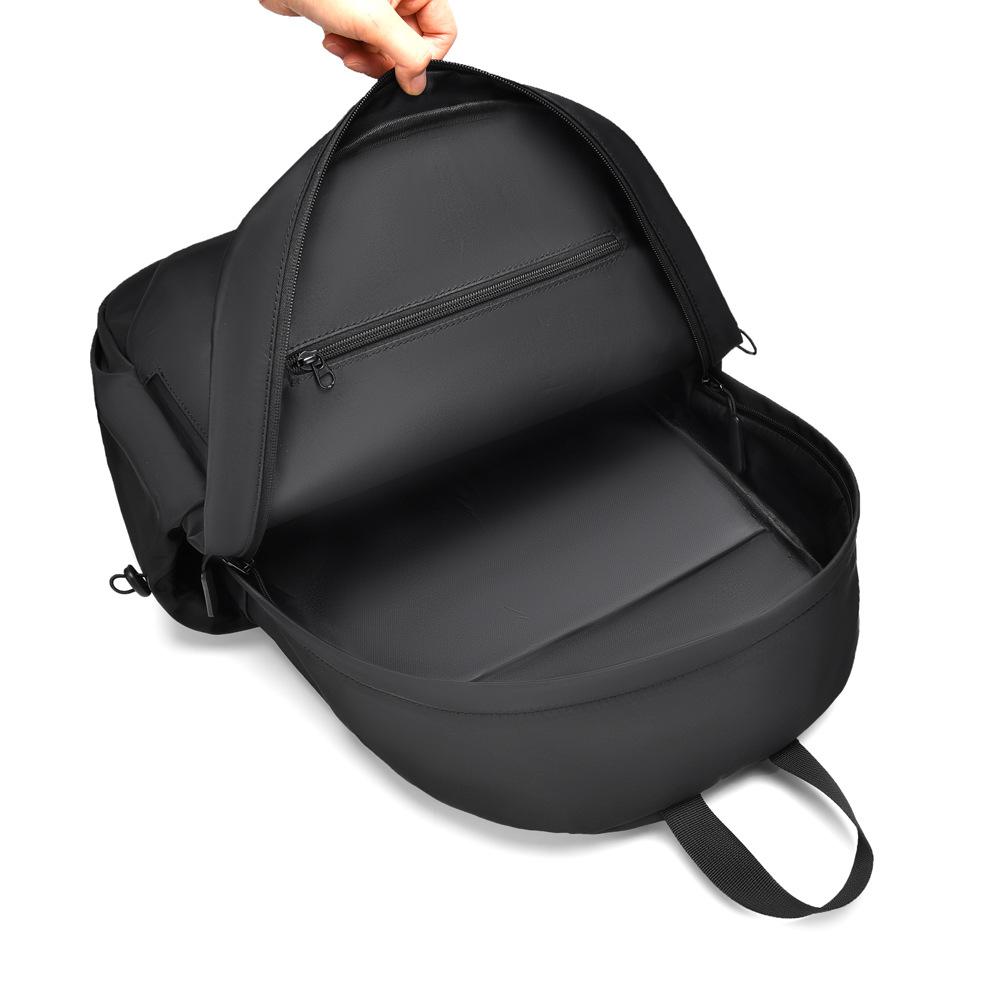 Men's Business Backpack Trendy Versatile Travel Backpack Commuting Large Capacity Waterproof Computer Bag
