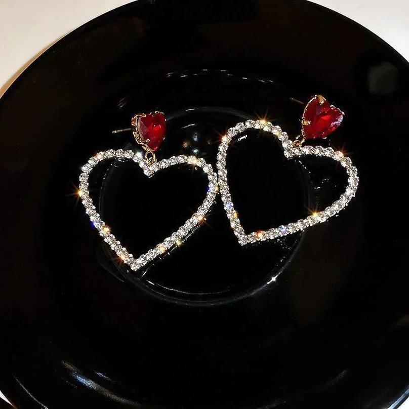 925 Silbernadel Koreanisches Kristall-Set Diamant Liebesohrringe mit elegantem Design Ohrringe Kühne und kreative Modeohrringe