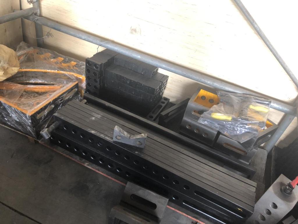 Adjustable Welding Platform: Flat Fixture Jigs, Positioning Ruler, Square Clamp, Lock Pin