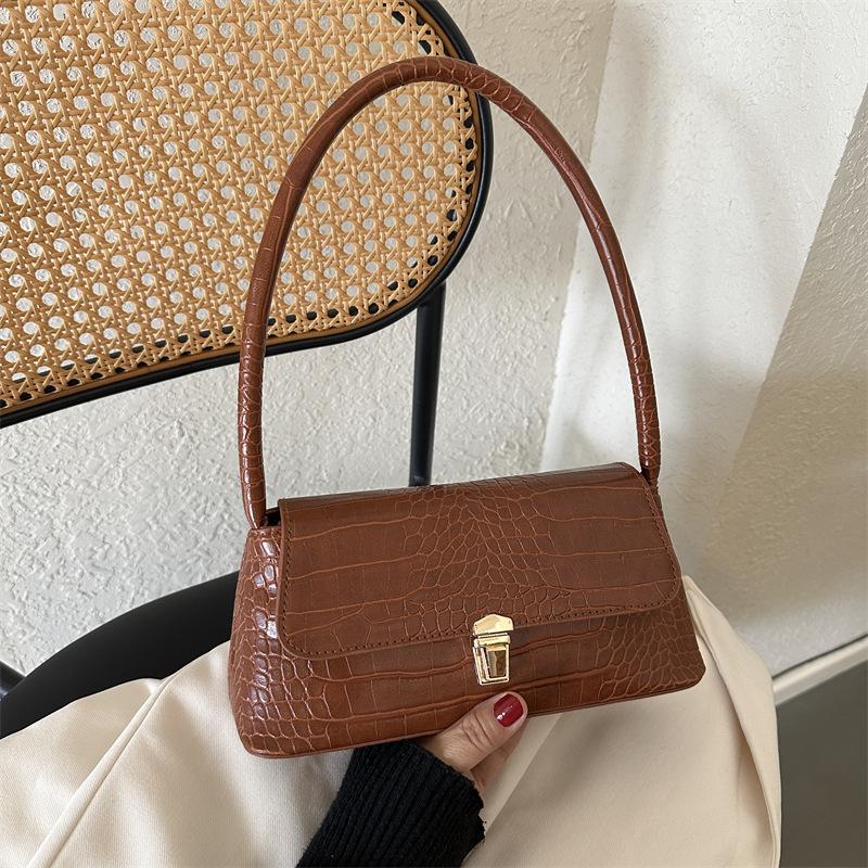 

Модна корейська сумка через плече 2024 осінь нова сумка жіноча повсякденна трендова сумочка нішевий дизайн сумка під пахву світло-коричневого кольору