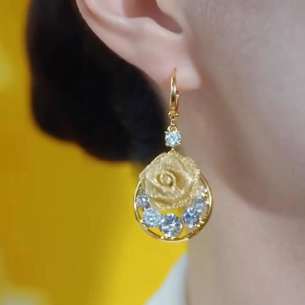 Fashion super flash rose earrings, niche versatile face thin earrings temperament earrings
