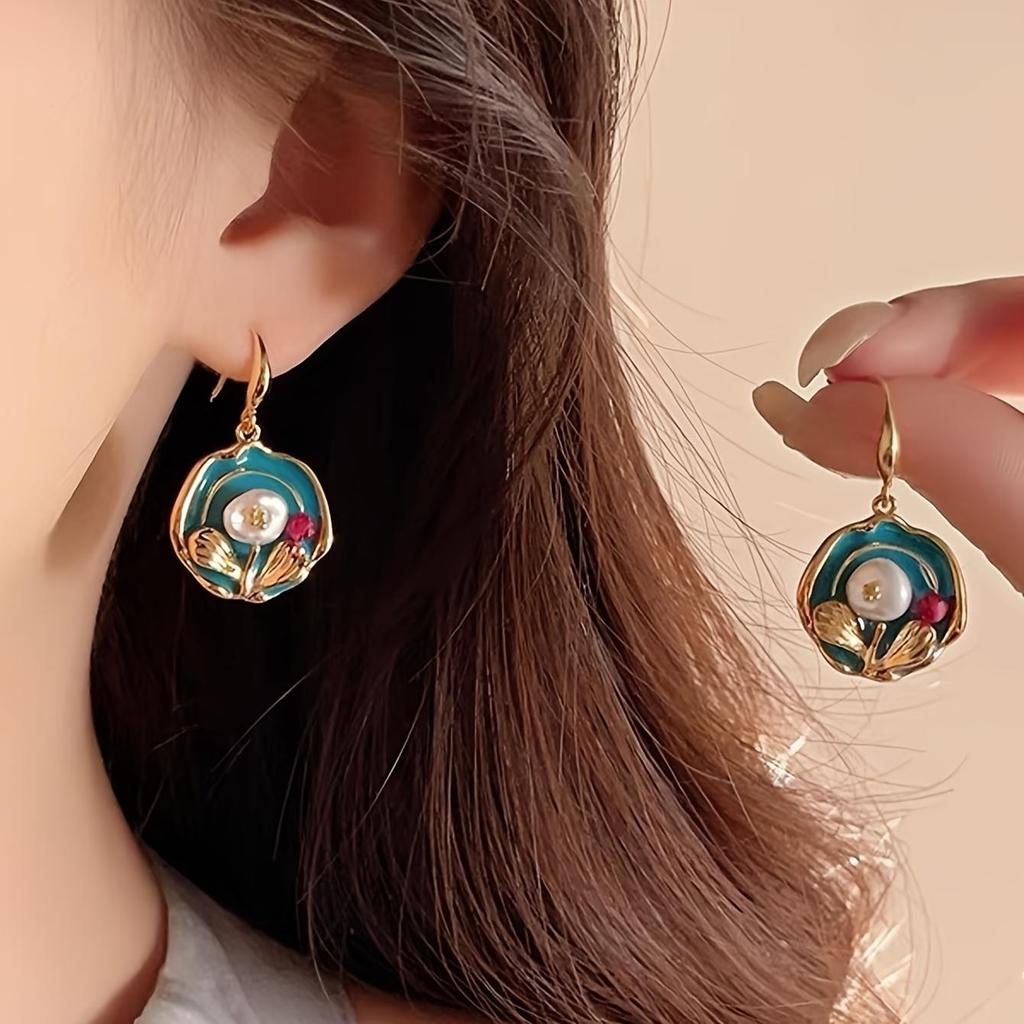 Fashion Drop Earrings For Women's Jewelry French Retro Green Oil Painting Vintage Flower Stud Earrings Luxury Court Style