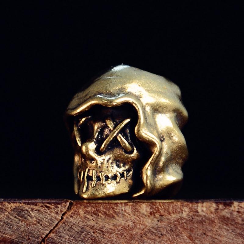 Skull Lanyard Bead Charm Vintage Cast Copper Alloy Pendant for Keychain Carry Paracord Setup and Backpack Zipper Accent