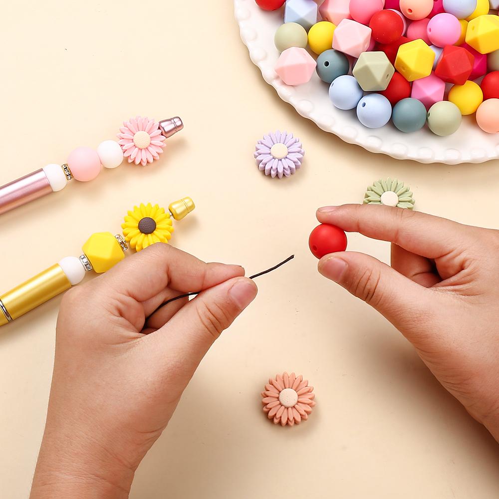 66Pcs New Baby Daisy Silicone Beads Sunflower Teethers Food Grade Teether Bpa-Free for Baby Teething Chew Toys Chain Accessories