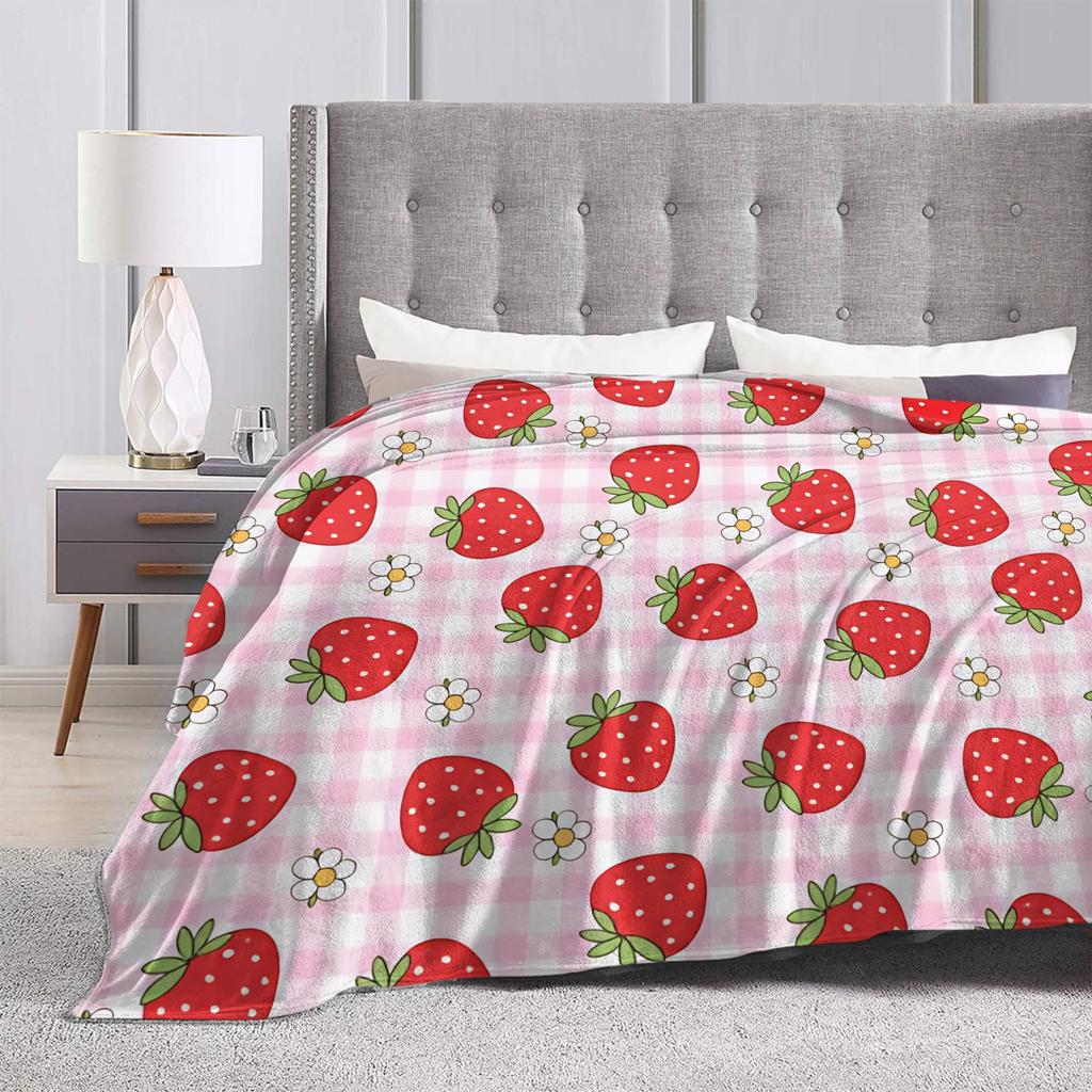 Pink Strawberry Blanket Travel Office Flannel Bedding Throws For Bedroom Soft Custom DIY Quality Bedspread Gift