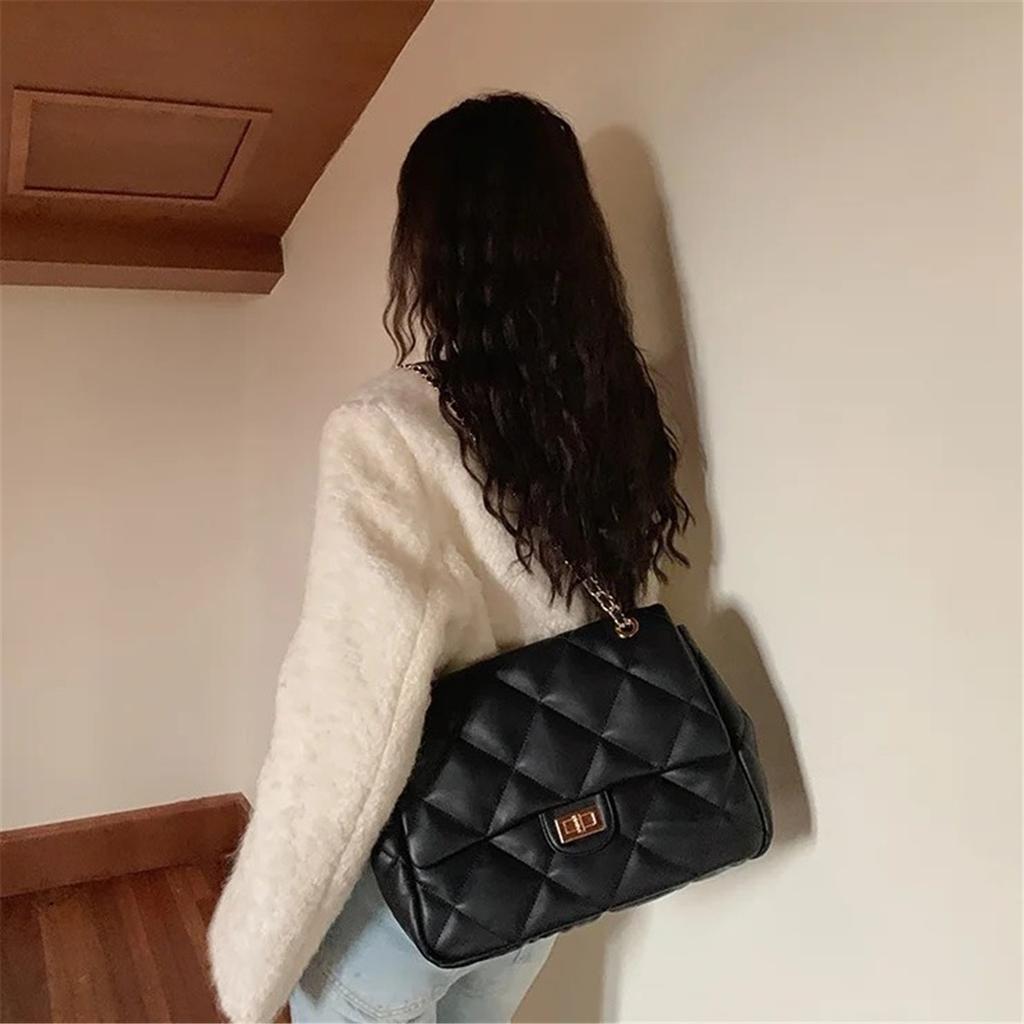 Premium Small Perfume Style Diamond Lattice Chain Armpit Bag Female Large Capacity Korean Version Of The Single Shoulder Crossbody Bag