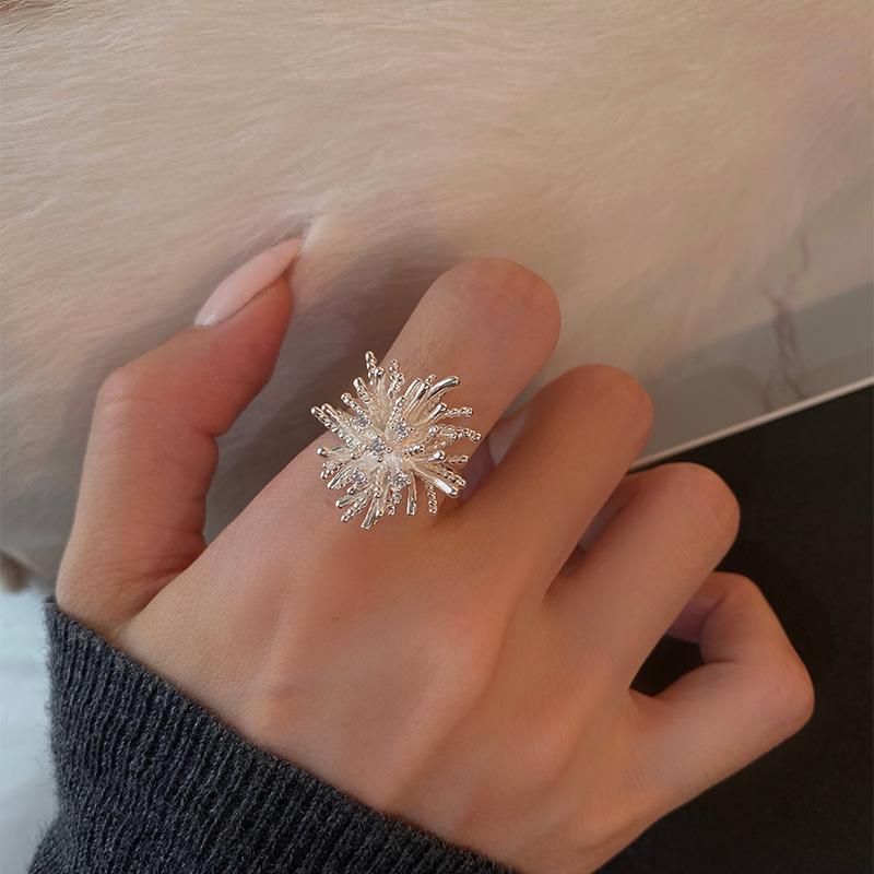 Elegant Adjustable Dandelion Ring: Women s Light Luxury, Creative Design, Versatile Open Ring Adjustable