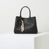 Daks Black Check Contrast Cowhide Tote Bag Dcba6e122bk