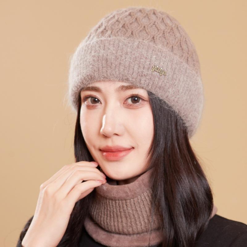New Knitted Hat Winter Women's Outdoor Cold Hat Outdoor Crimped Twist Pattern Warm Wool Hat