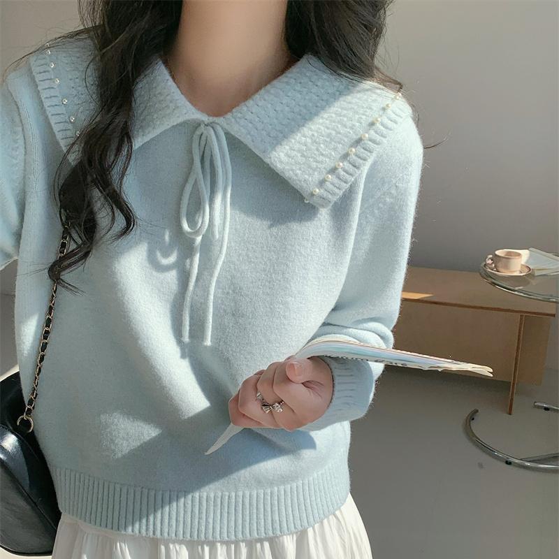 Gentle Style Milk-Toned Soft Pullover with Lapel and Lace-Up Design for Women