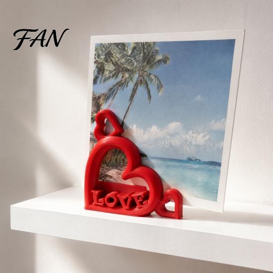 Hollow Heart Art Piece Photo Stand with Embossed LOVE Letters, 3D Printed Vertical Slot Sweet Home Office Ornament Picture Holder, Romantic