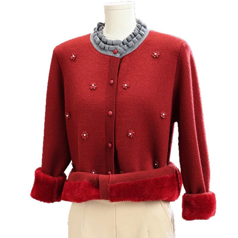 Stylish Velvet Cardigan for Middle-Aged & Elderly Women - Autumn/Winter Thick Warm Sweater