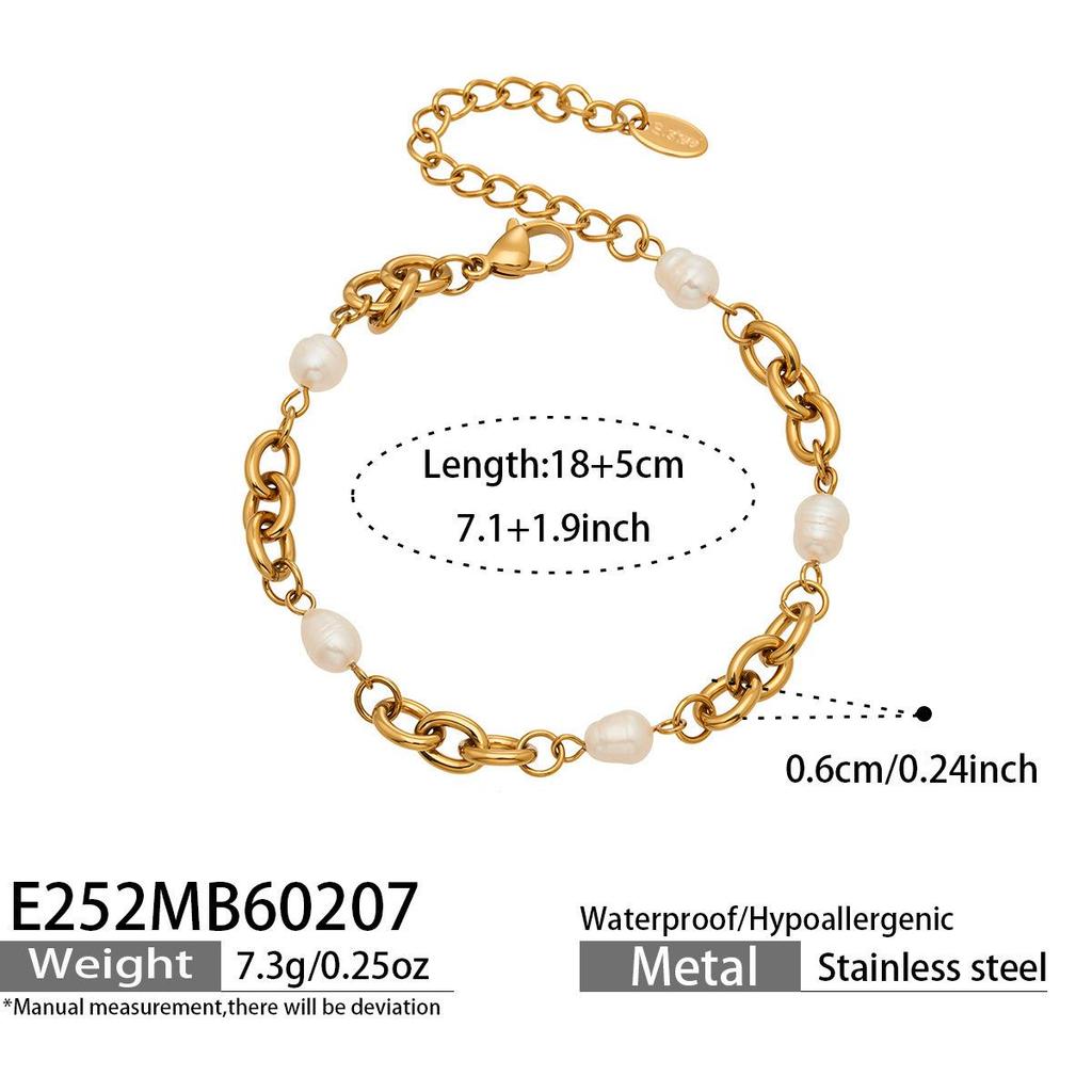 Cubic Zirconia Bear Pendant Bead Bracelet - Simple Fashion Design, Stainless Steel Jewelry