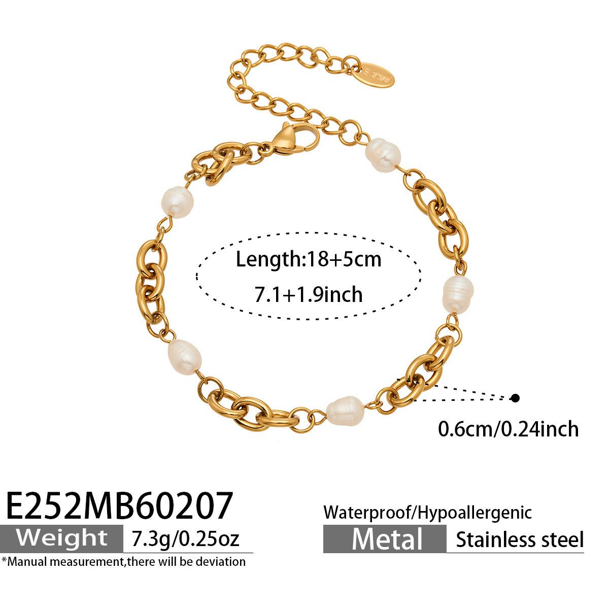 

5A Cubic Zirconia Bear Pendant Bracelet: Simple Fashion Design, Round Beads, Stainless Steel