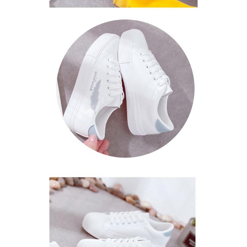 Spring and Autumn New White Shoes Female Casual Student Flat Shoes Versatile Canvas Shoes White Shoes