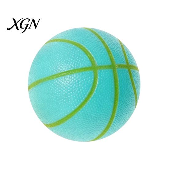 TPR-Material Stressball Fußball Basketball, Fidget Quetschball für Erwachsene Kinder, Weiche Dekompression Angstlinderung, Party Geburtstagsgeschenk Sensorisch