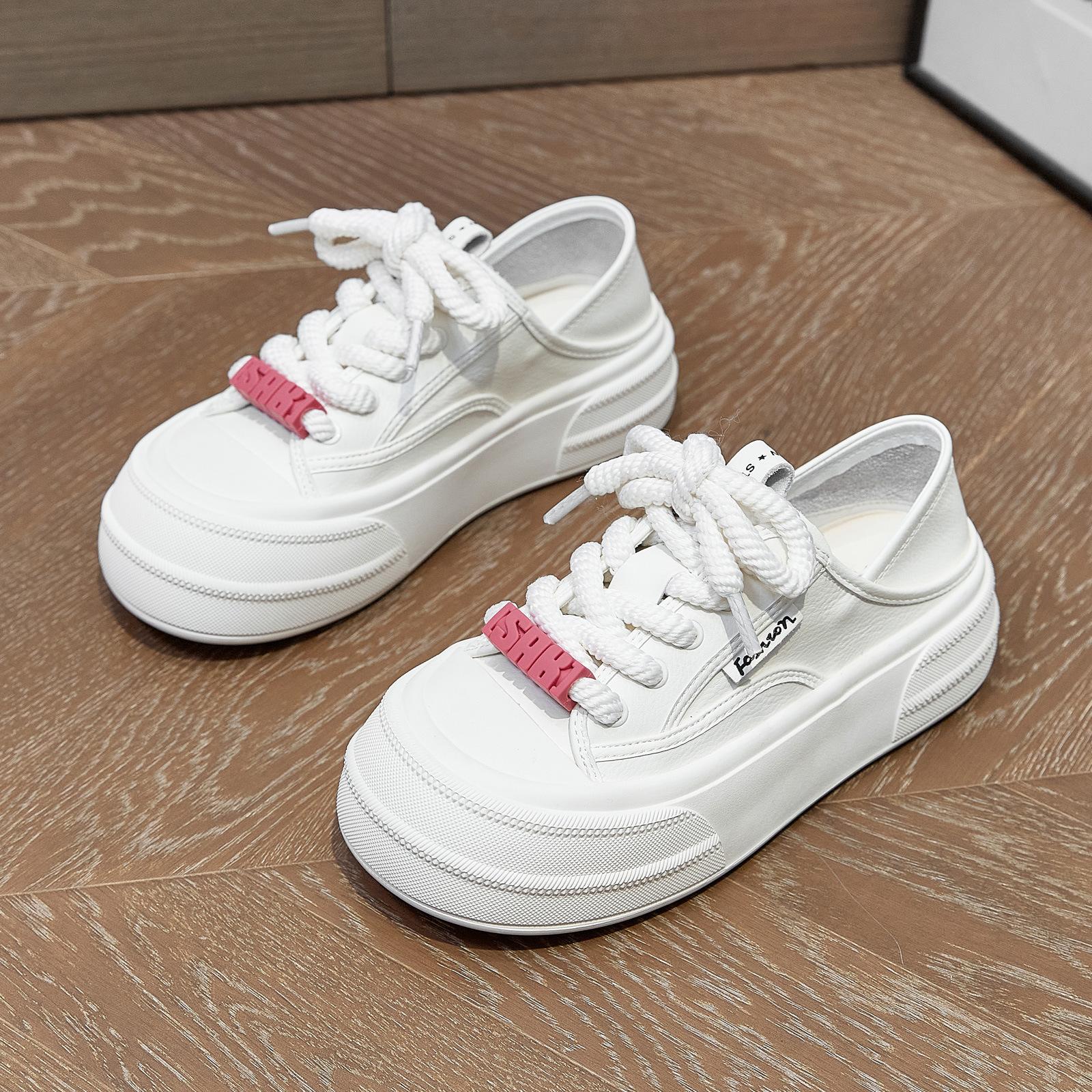 

Leather little white shoes women s spring new big head bread shoes versatile thick sole height-increasing sports and leisure board shoes 35 бежевий