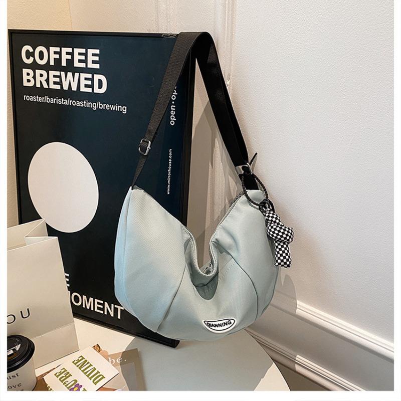 Niche Fresh Women Bag Campus Fashion Versatile Large Capacity Dumpling Bag Spring New Shoulder Crossbody Bag