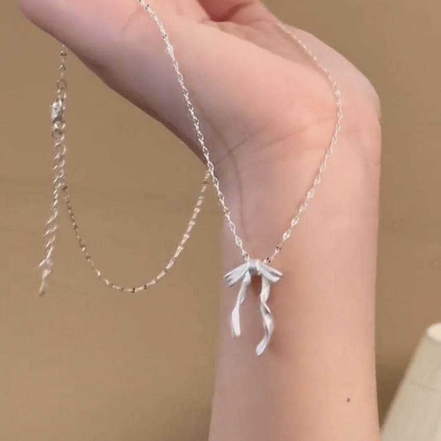 Bowknot Pendant Necklace Exquisite Clavicle Chain Fashion Elegant Necklace for Women Temperament Collar Chains Charm Jewelry