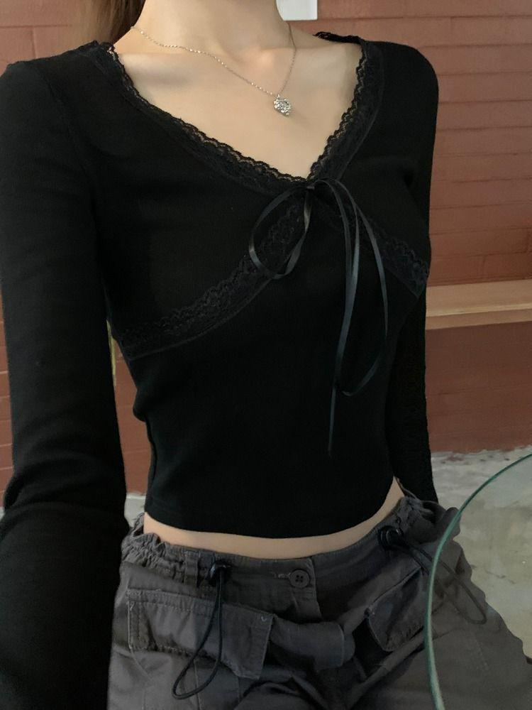 Samt-Oberteil mit Gewinde, floraler Spitze, V-Ausschnitt, langen Ärmeln und schlankmachender Passform für Damen