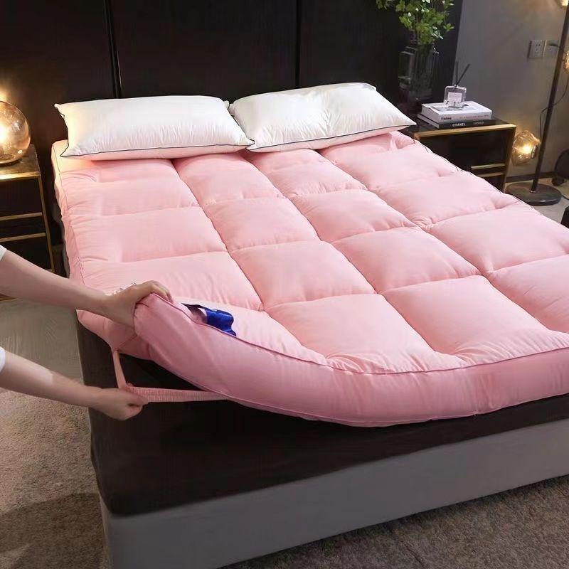 Hilton Hotel Soft, Thickened Foldable Mattress for Single and Double Beds