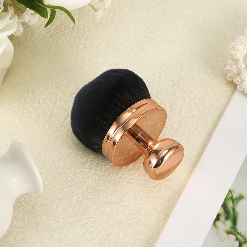 Extra Large Body Makeup Brush Soft Synthetic Hair Professional Kabuki Brush Wide-Headed Foundation Brush For Self Tanner
