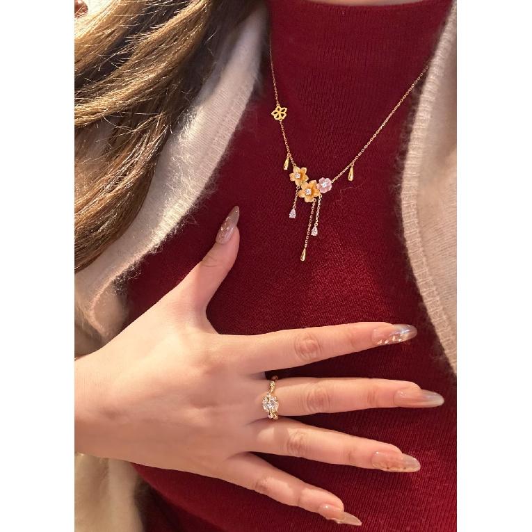 Floral Tassel Necklace for Women, Light Luxury Niche High-End Design Pendant Accessory, Collarbone Chain