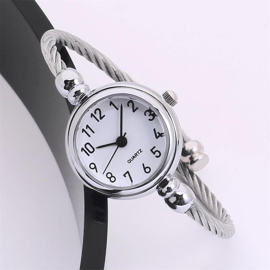 Creative Striped Quartz Watch Leather Watch With Diamond Strap