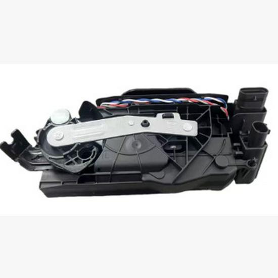 Models 4477300902 and 4477301002 fit Mercedes-Benz sliding door locks. Left