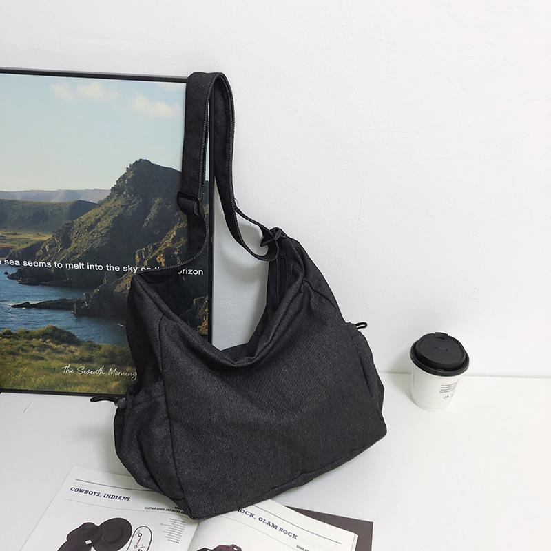 New tote bag fashion shoulder bag men and women the same messenger bag large capacity casual travel bag versatile women's bag tide