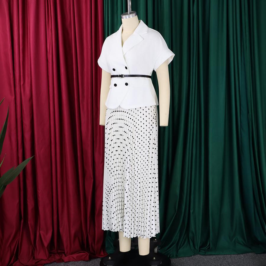 Stilvolles Blazer-Oberteil mit kurzen Ärmeln und gepunktetem A-Linien-Midiröck-Set