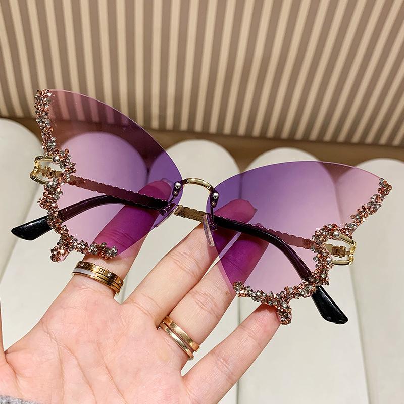 Luxury Diamond Butterfly Sunglasses Women Brand Y2K Vintage Rimless Oversized Sun Glasses Ladies Eyewear